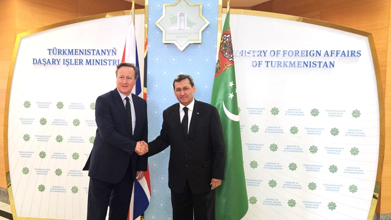 Turkmenistan, UK Discuss Ties & Sign Cooperation Deals