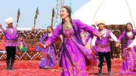 If You Like Fashion, Culture & History, Check Out Traditional Caspian Clothing
