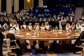 Iran Slams Gulf Council Call To Extend Arms Embargo on Tehran