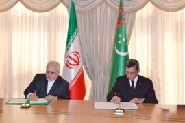 Turkmen, Iranian Foreign Ministers Call To Boost Transit Capabilities