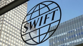 Russia Says It's Ready for Disconnection from SWIFT
