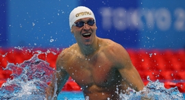 Azerbaijani Paralympic Swimmer Adds Third Gold to His Trophy Collection