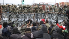 Kremlin Voiced Russia's Readiness to be Mediator in Migrant Crisis Between Belarus & EU