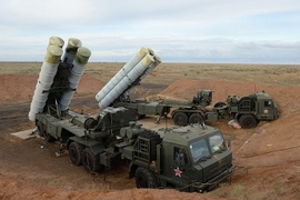 Russia Puts New S-500 Air Defense Missile System into Mass Production