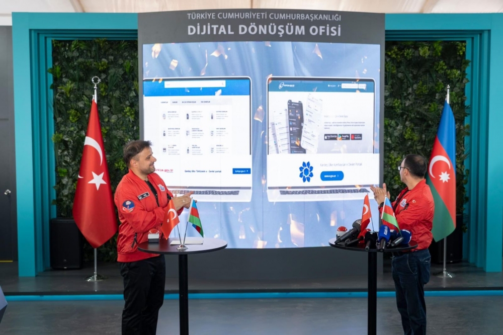 Azerbaycan ve Türkiye, e-hizmet platformlarını dünyanın ilk e-entegrasyon projesine entegre ediyor